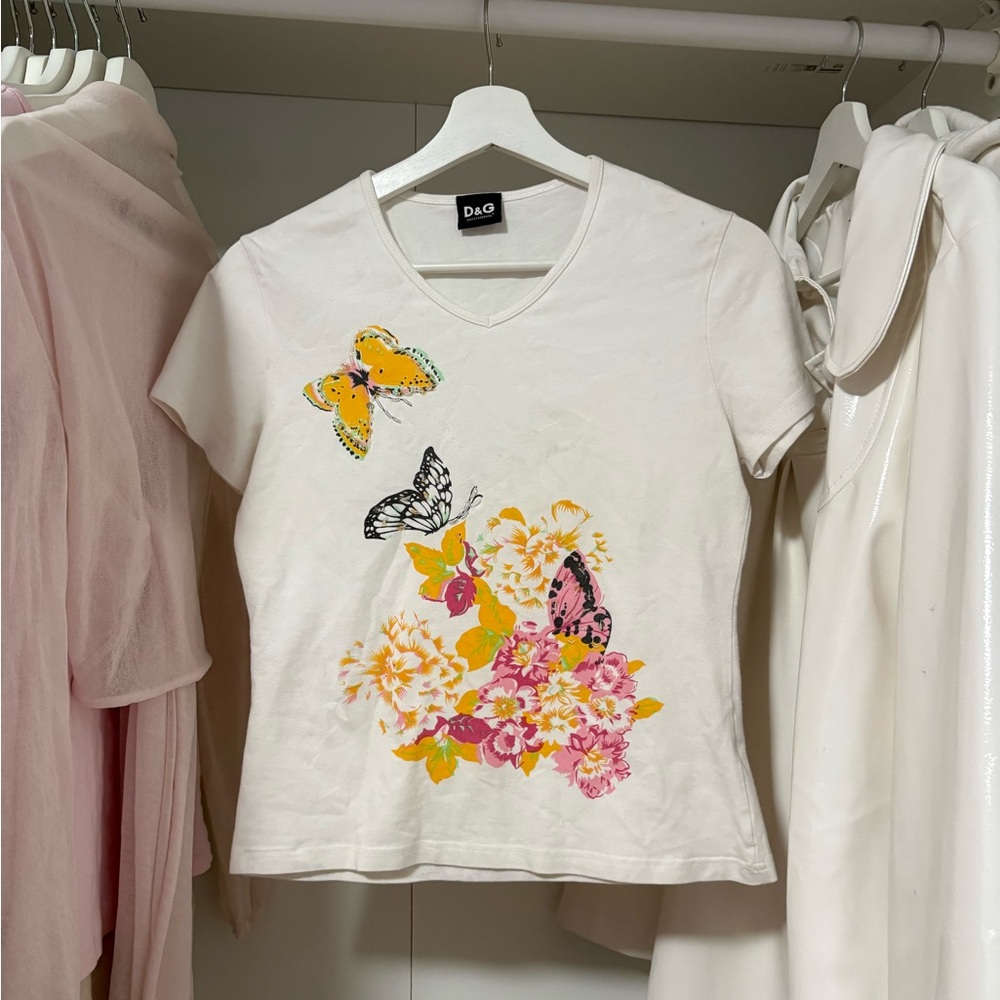 PRICE DROP - Vintage D&G Butterfly Stretch Tee
